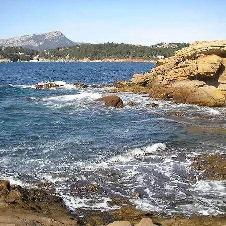 Petite Maison, Bord De Hébergement de vacances *
