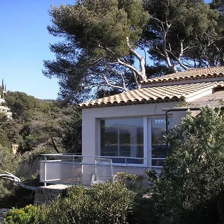 Petite Maison, Bord De * Le Pradet